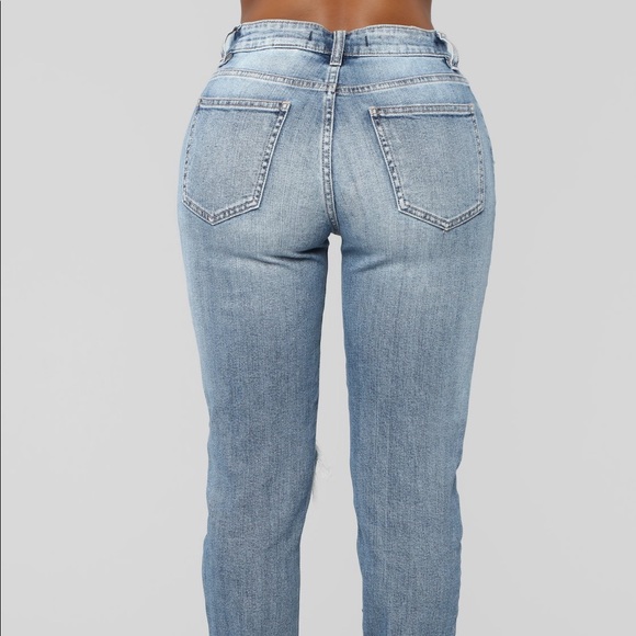 Tobi High Rise Mom Jeans - Picture 6 of 8